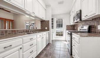 2401 Forrest Park Dr, Arkadelphia, AR 71923