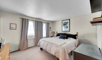 60 Walnut St, Beachwood, NJ 08722