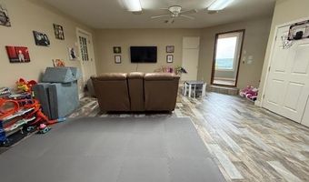 825 Dennison Hts, Batesville, AR 72501
