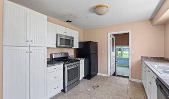922 Addison St, Adrian, MI 49221