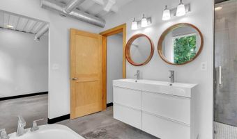 5520 W Cedar Crest Ct, Appleton, WI 54914