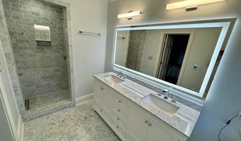 19 Deercliff Rd, Avon, CT 06001