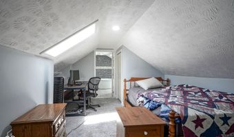 5902 Oak Ln, Anderson, IN 46013