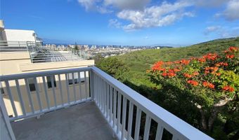 1886 St Louis Dr, Honolulu, HI 96816