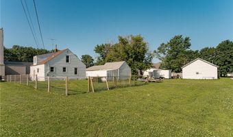 106 SW Commerce St, Adams, MN 55909