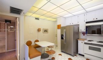 2851 NE 183rd St 2211 E, Aventura, FL 33160