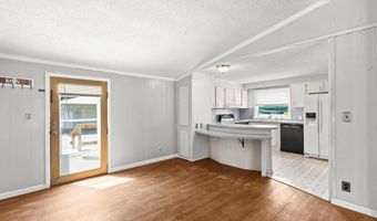 513 Pauline Dr, Bonneau, SC 29431