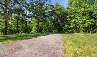 8405 E Patrick Henry Rd, Ashland, VA 23005