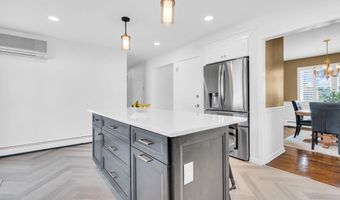 728 NEPTUNE Ave, Beachwood, NJ 08722