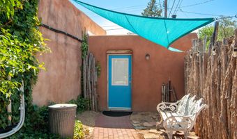 929 AVENIDA ESTRELLITA NE, Albuquerque, NM 87110