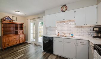 1529 APPLEGATE Ln, Alabaster, AL 35007