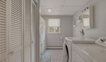 11 Carol Ave, Bristol, RI 02809
