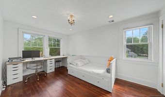 26 George St, Allendale, NJ 07401