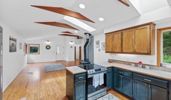 1023 MICHIGAN Ave, Bandon, OR 97411