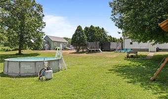1472 Wampanoag Trl, East Providence, RI 02915