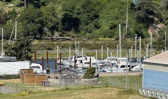 16219 LOWER HARBOR Rd P7, Brookings, OR 97415