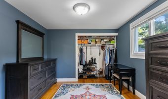110 Pennsylvania Ave, Absecon, NJ 08201
