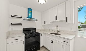 2461 Saint Pierre Ave, Altadena, CA 91001