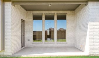 222 Seminole Trl, Alvarado, TX 76009