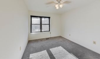 16 DUDLEY Ct 7, Bethesda, MD 20814