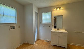 888 Oakville Rd, Appomattox, VA 24522
