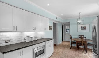 2125 Lawton Bluff Rd, Charlotte, NC 28226