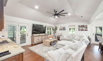 435 Bradley Ln, Bath Springs, TN 38311