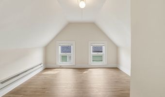 784 Howard Ave 2Nd Floor, Bridgeport, CT 06605