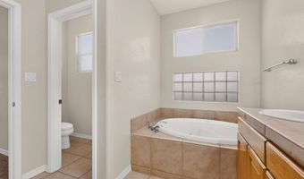 7100 Hawthorn Ave NE, Albuquerque, NM 87113