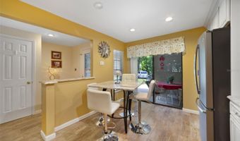 1074 KENSINGTON PARK Ct 101, Altamonte Springs, FL 32714