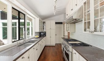 7201 BROXBURN Dr, Bethesda, MD 20817