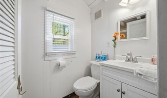 5825 Lake Rd, Ashtabula, OH 44004