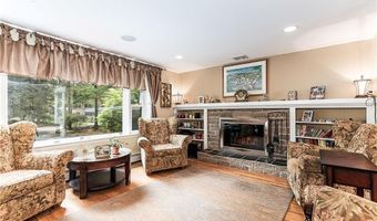 529 Shippeetown Rd, East Greenwich, RI 02818