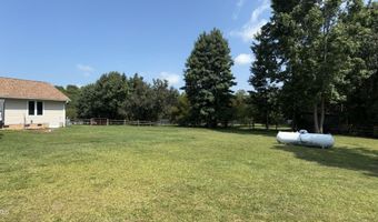 210 W Rd, Angier, NC 27501
