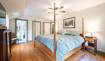19 Junction Rd, Brookfield, CT 06804