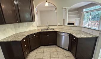 1748 Town Home Dr, Apex, NC 27502