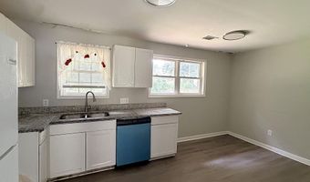 1605 Clinton St, Barnwell, SC 29812