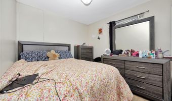 59 Oak St, Amityville, NY 11701