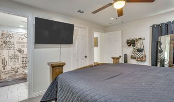 109 W Purdom Ave, Alvarado, TX 76009