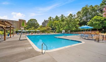5500 HOLMES RUN Pkwy 601, Alexandria, VA 22304