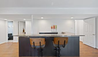 13700 FRANKFORT Ct, Rockville, MD 20853