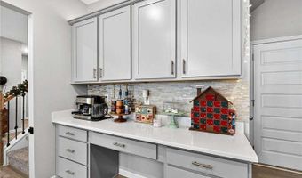 133 Lynwood Ln, Ball Ground, GA 30107