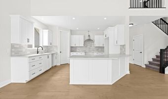 8541 Joseph St, Commerce Twp., MI 48382