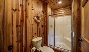 740 Log Cabin Rd, Arapahoe, NC 28510