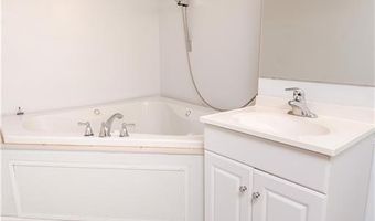 186 Heritage Rd, North Kingstown, RI 02852