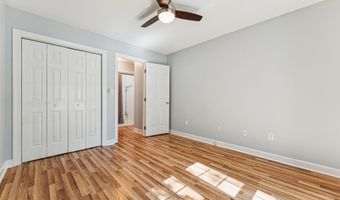 148 Sanair Ct, Apex, NC 27502