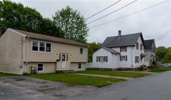 64 Perkins Ave, Cranston, RI 02910