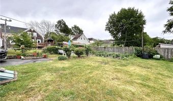 302 State St, Bristol, RI 02809