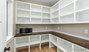 3303 Autumn Trl, Allegan, MI 49010