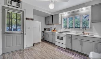 77 Myrtle Ave, Allendale, NJ 07401
